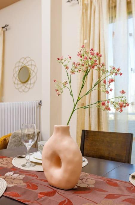 Tziapartment In Downtown Chania Appartement