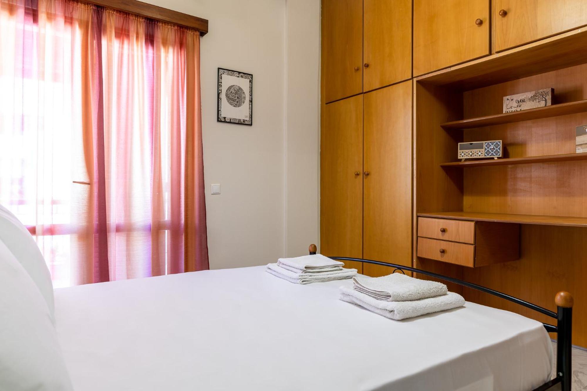 Big Spacious In The Heart Of The City! Chania (Crete)