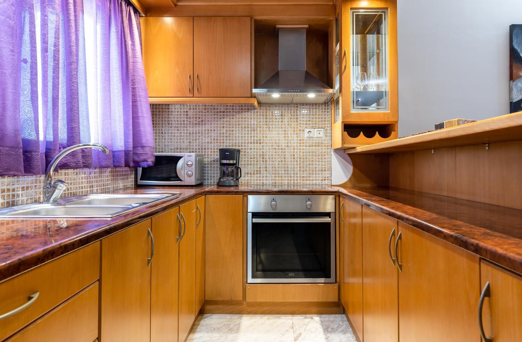 Big Spacious In The Heart Of The City! *