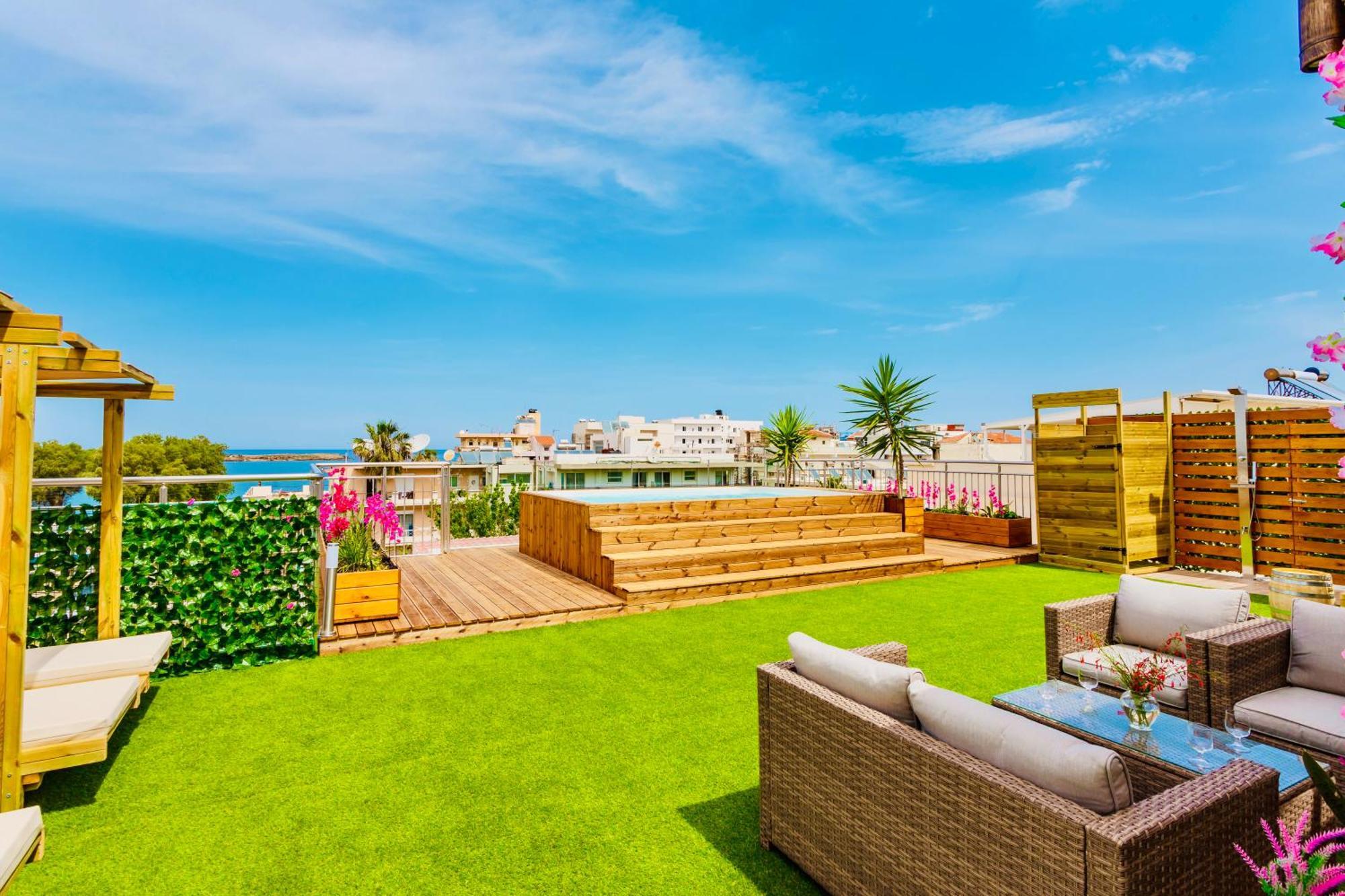 Pearl Seaside Cozy Chania (Crete)