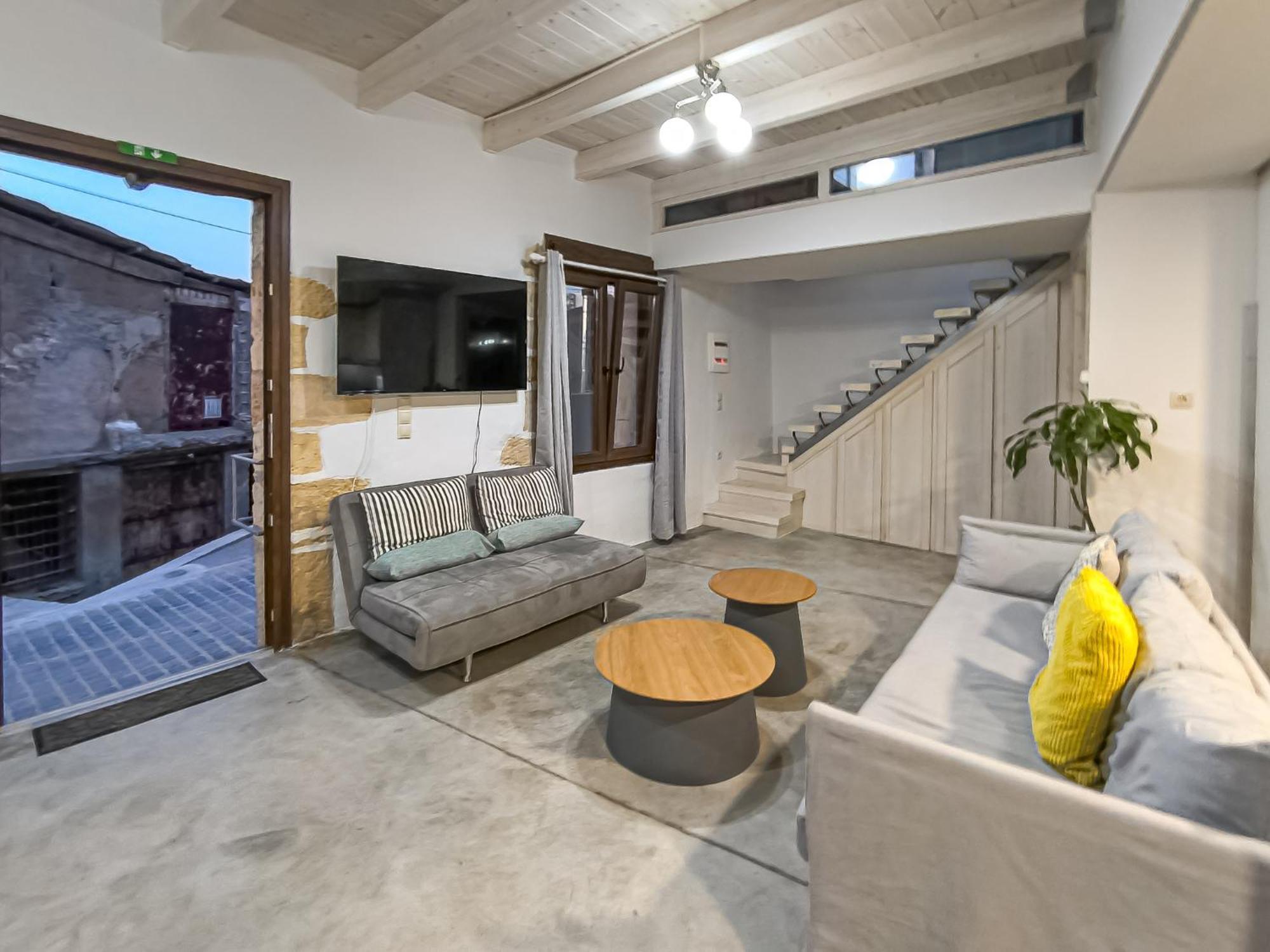 Charming Old Tannery House With Spacious Veranda And Stunning Sea View! * Chania (Crete)