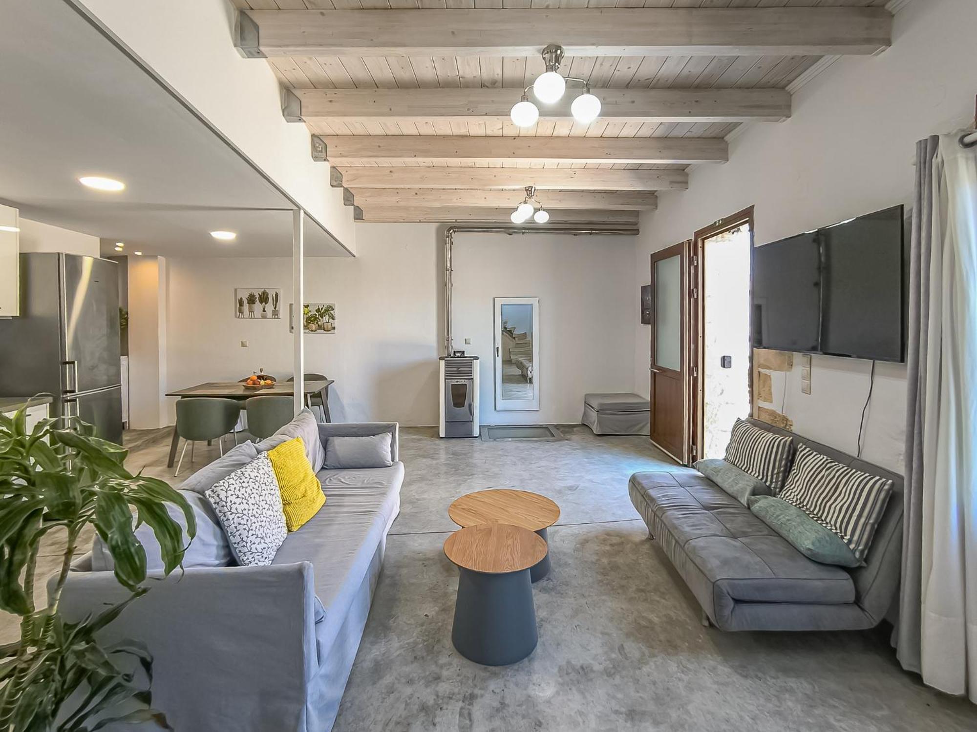 Charming Old Tannery House With Spacious Veranda And Stunning Sea View!