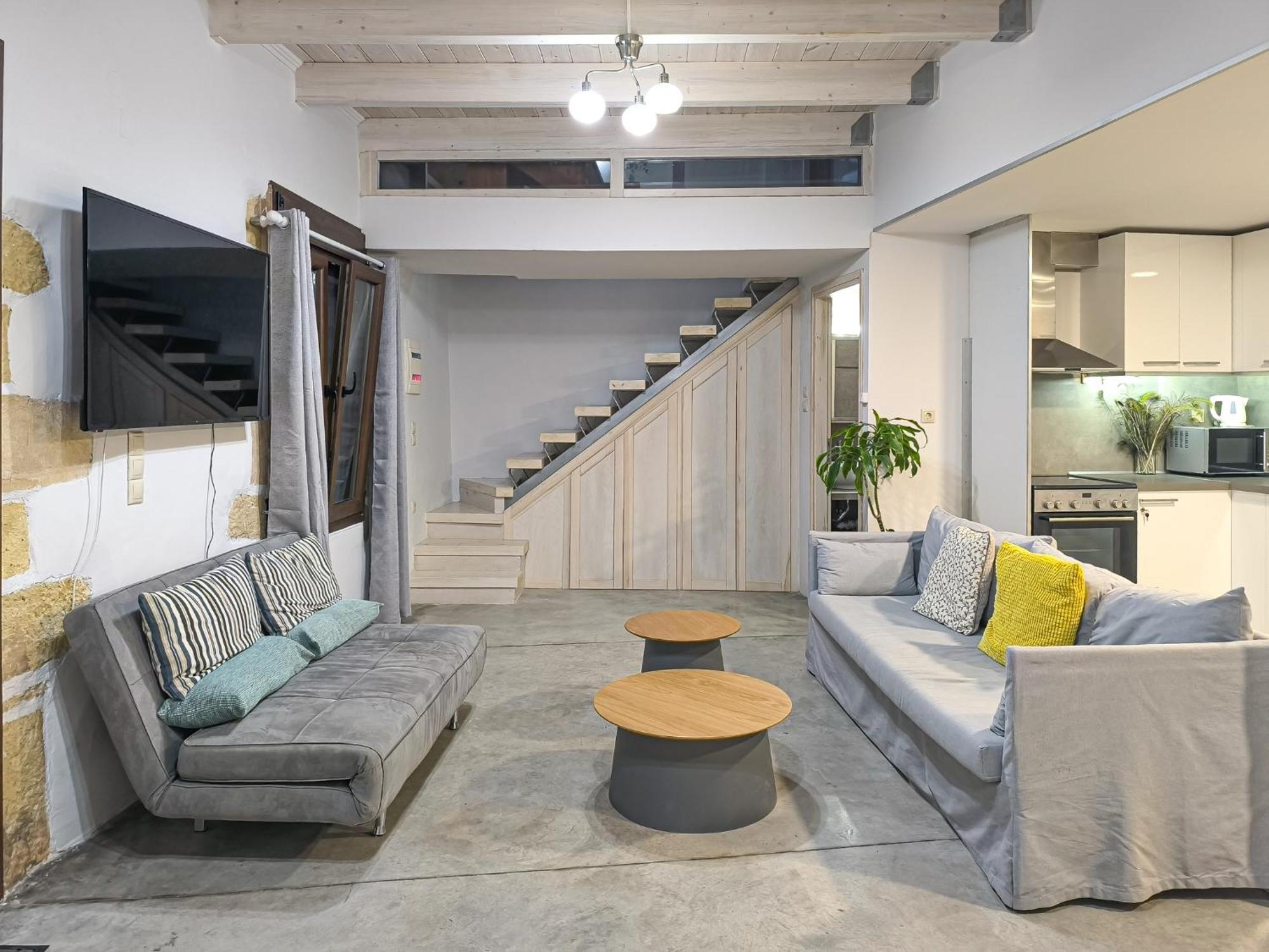 Charming Old Tannery House With Spacious Veranda And Stunning Sea View! * Chania (Crete)