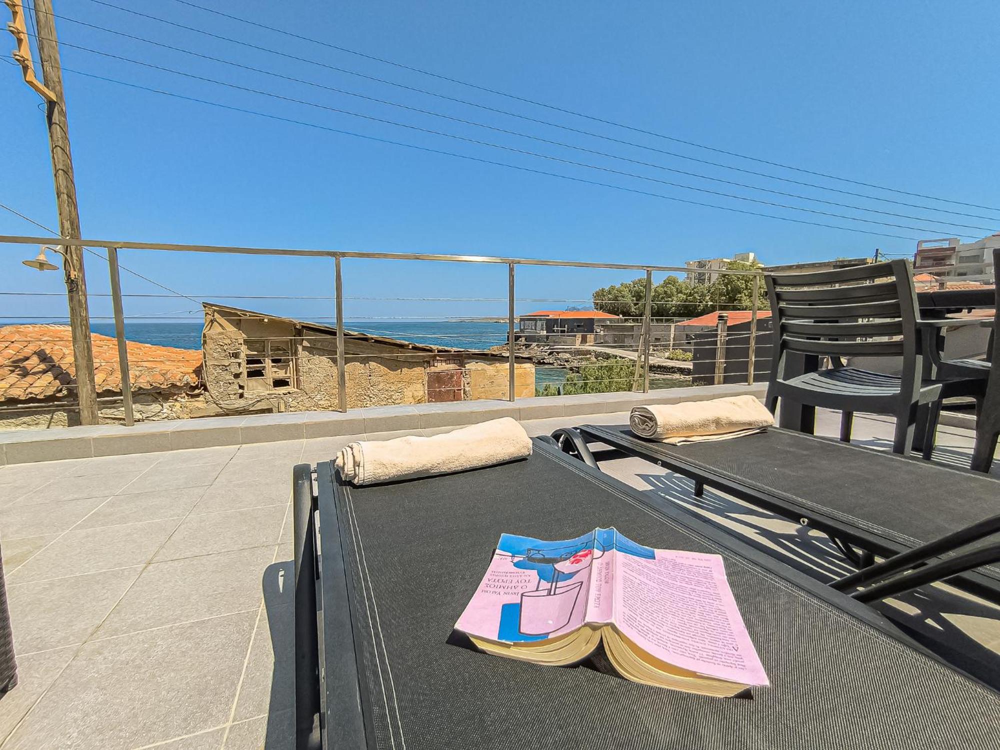 Charming Old Tannery House With Spacious Veranda And Stunning Sea View! Chania (Crete)