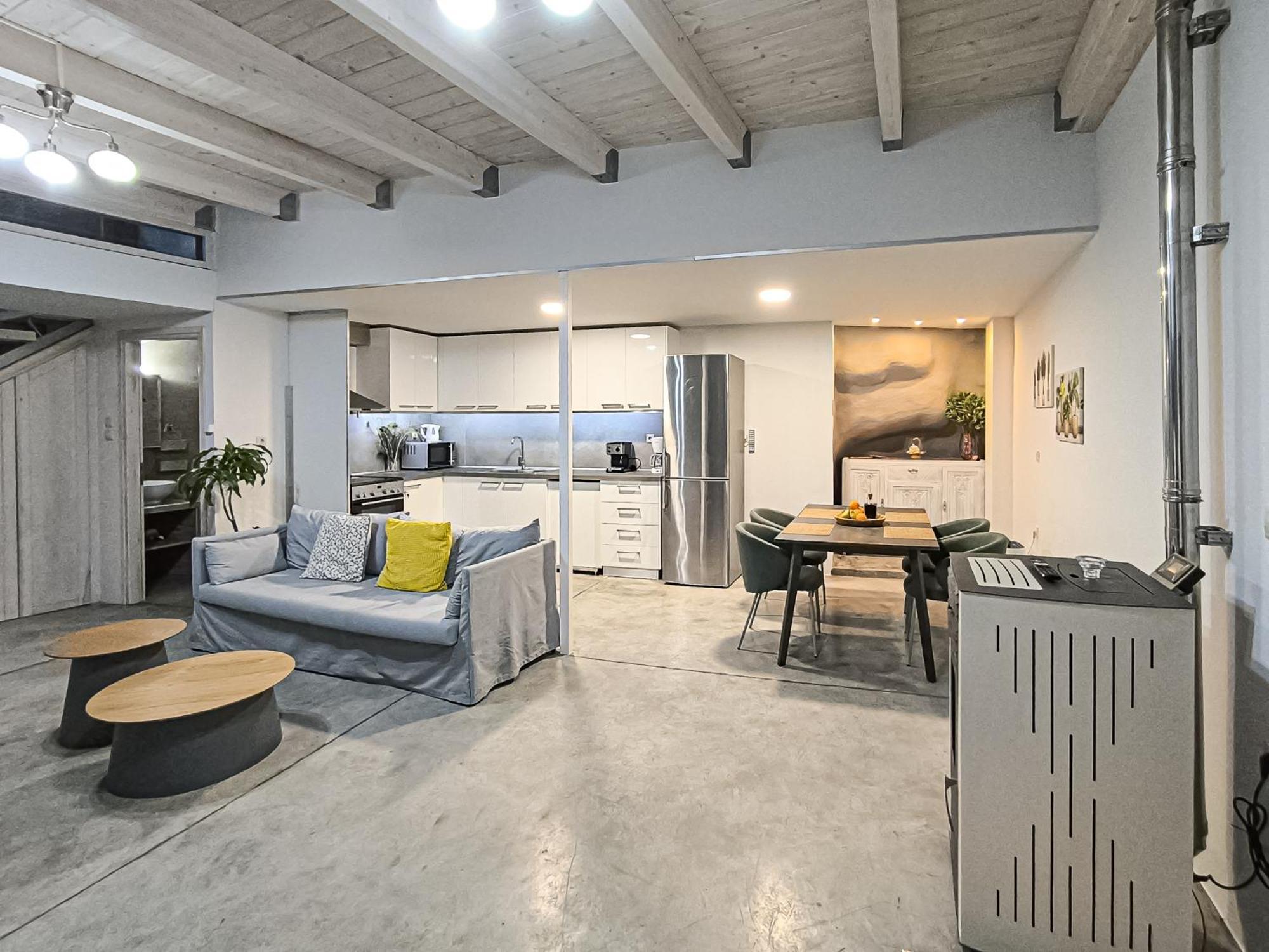 Charming Old Tannery House With Spacious Veranda And Stunning Sea View! Holiday home
