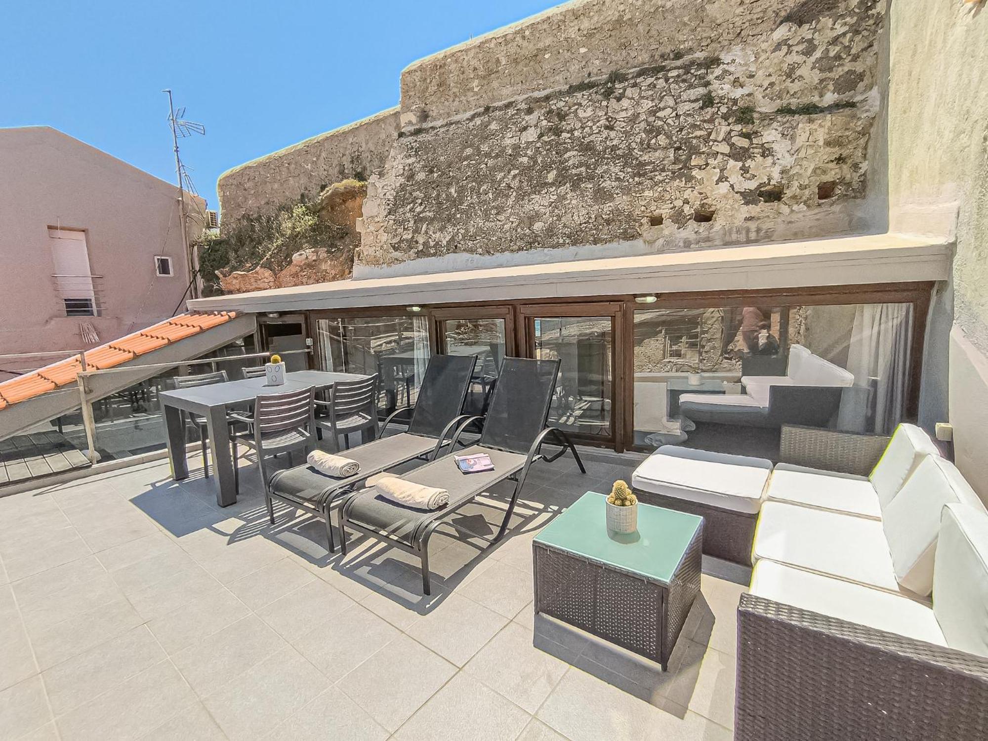 Holiday home Charming Old Tannery House With Spacious Veranda And Stunning Sea View! *