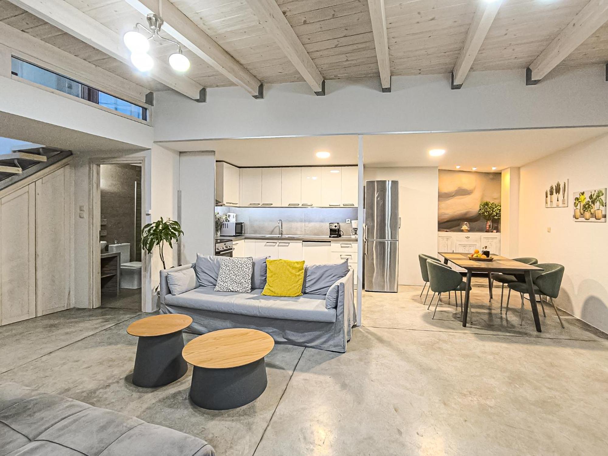 Charming Old Tannery House With Spacious Veranda And Stunning Sea View! Chania (Crete)