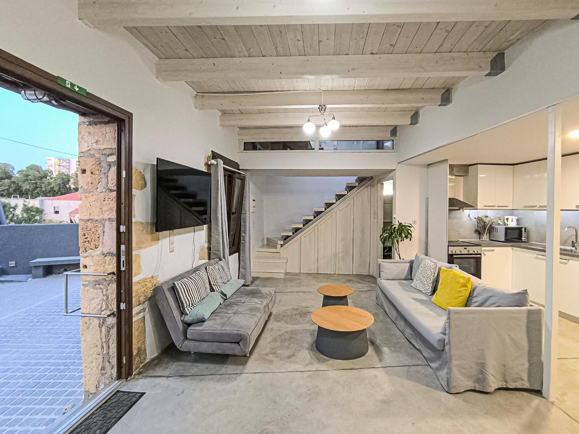 Charming Old Tannery House With Spacious Veranda And Stunning Sea View! * Chania (Crete)