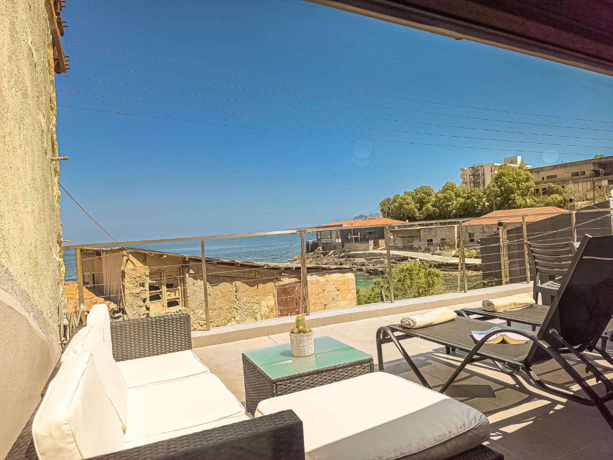 Charming Old Tannery House With Spacious Veranda And Stunning Sea View! Holiday home