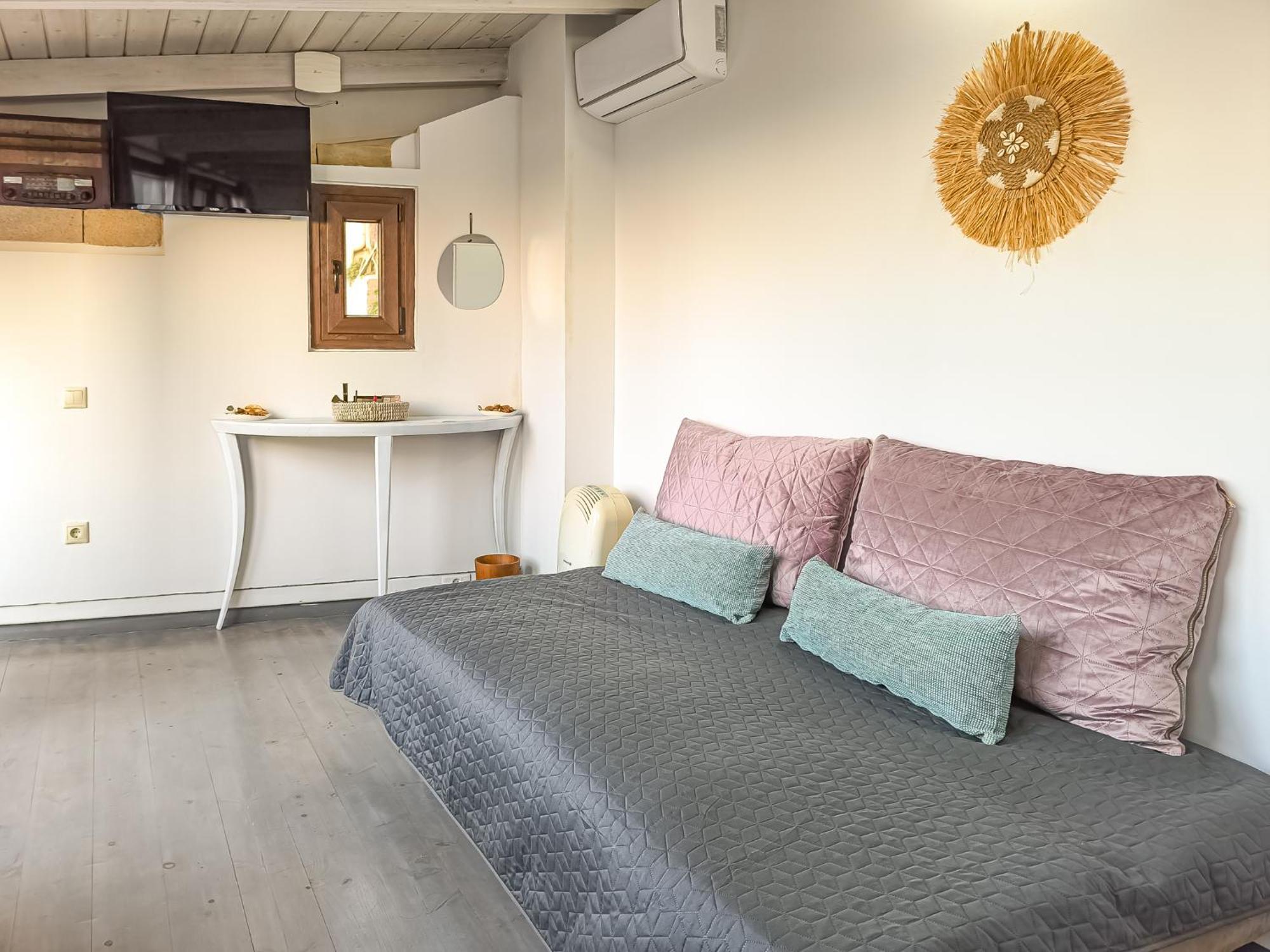 Charming Old Tannery House With Spacious Veranda And Stunning Sea View! Holiday home *