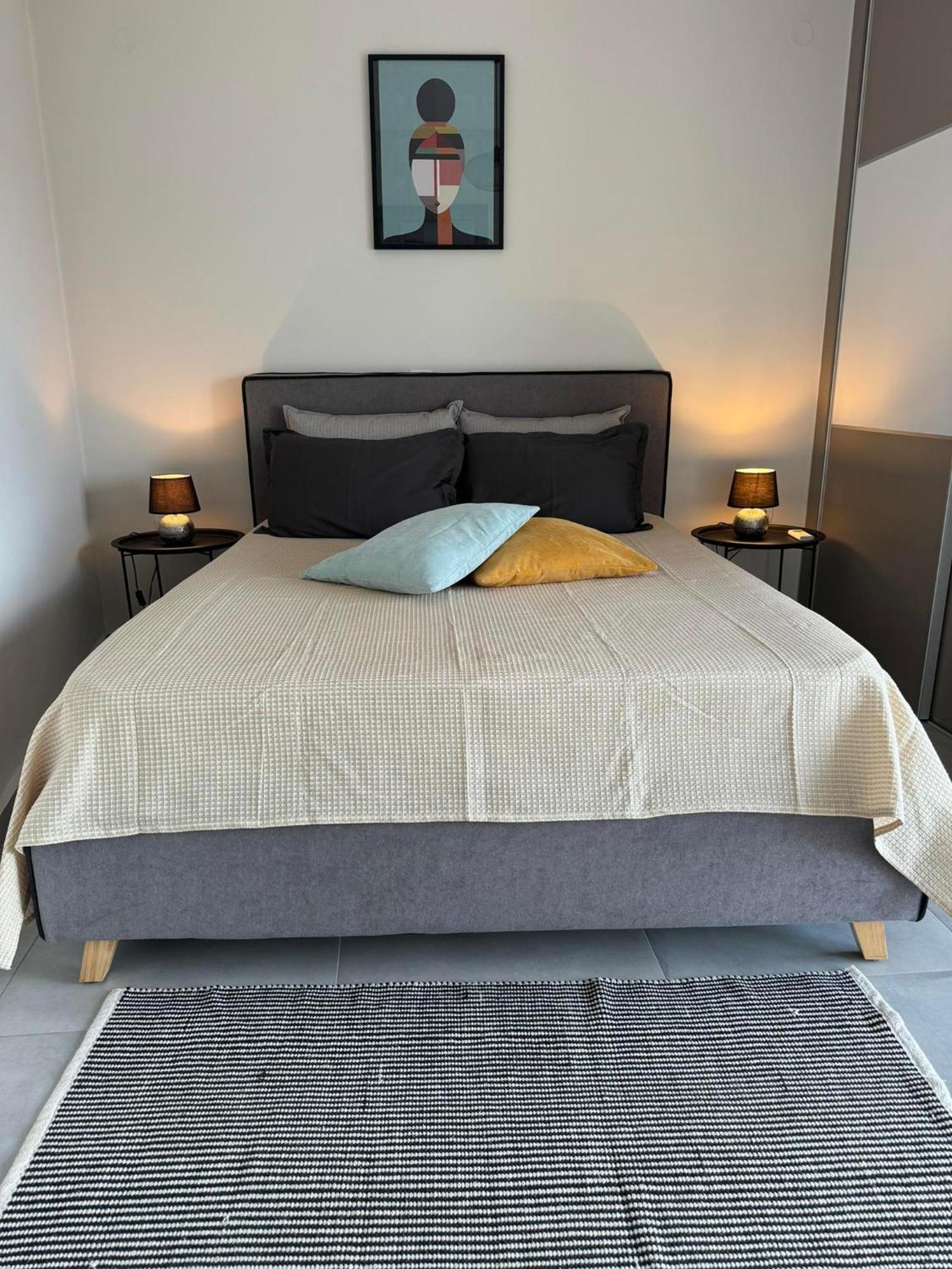 Apartment Zonapartments A Sea View-city Center *