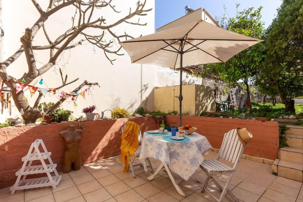 Apartment Backyard Art Chania (Crete)