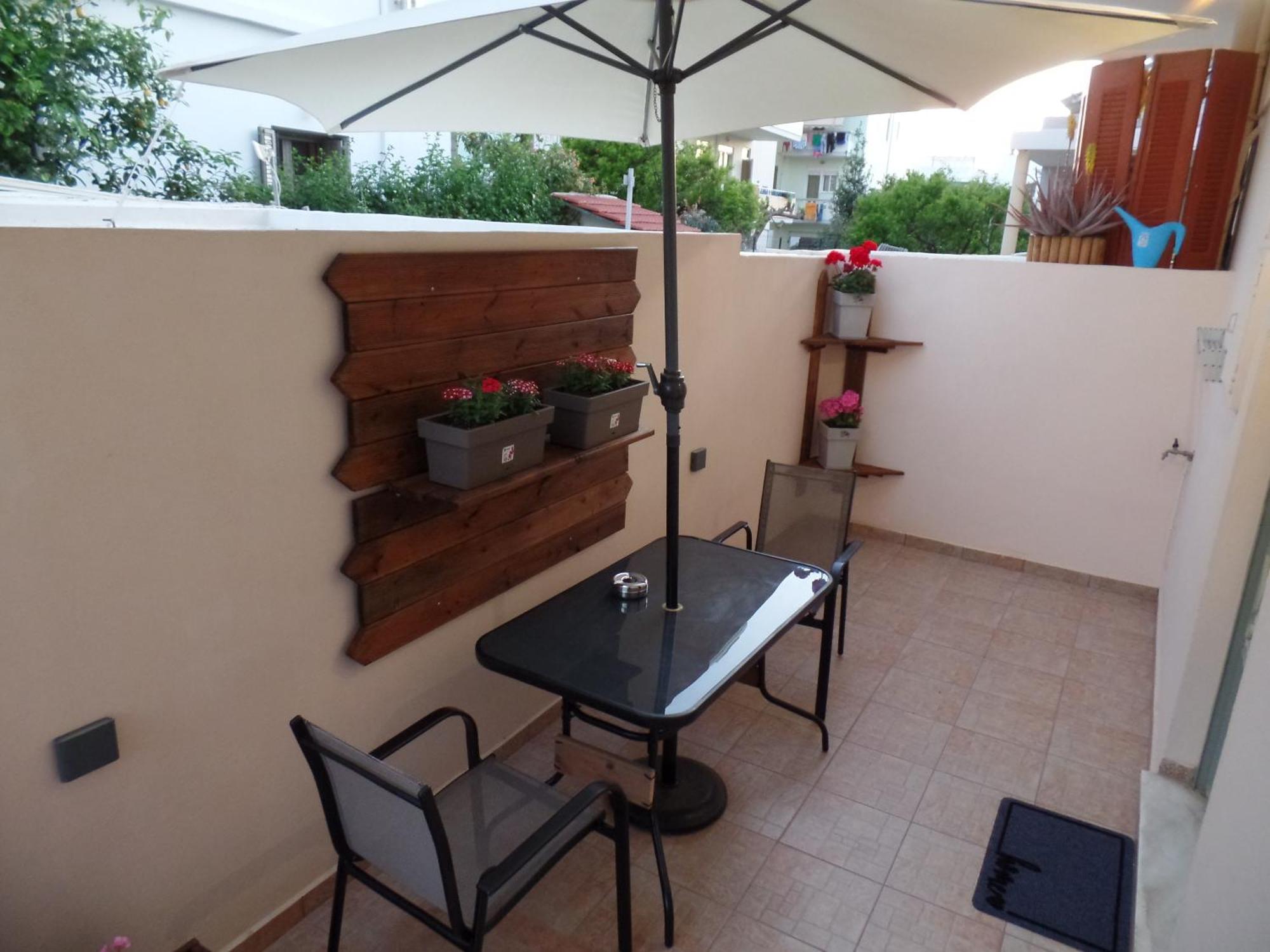 Ellis With Private Entrance And Veranda *