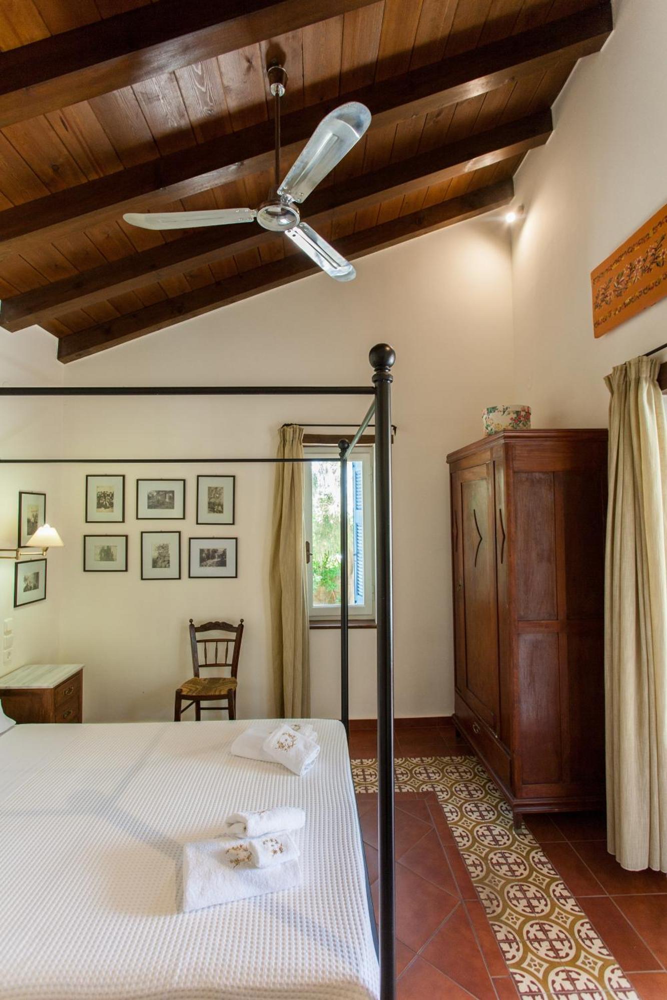 Aparthotel Metohi Georgila