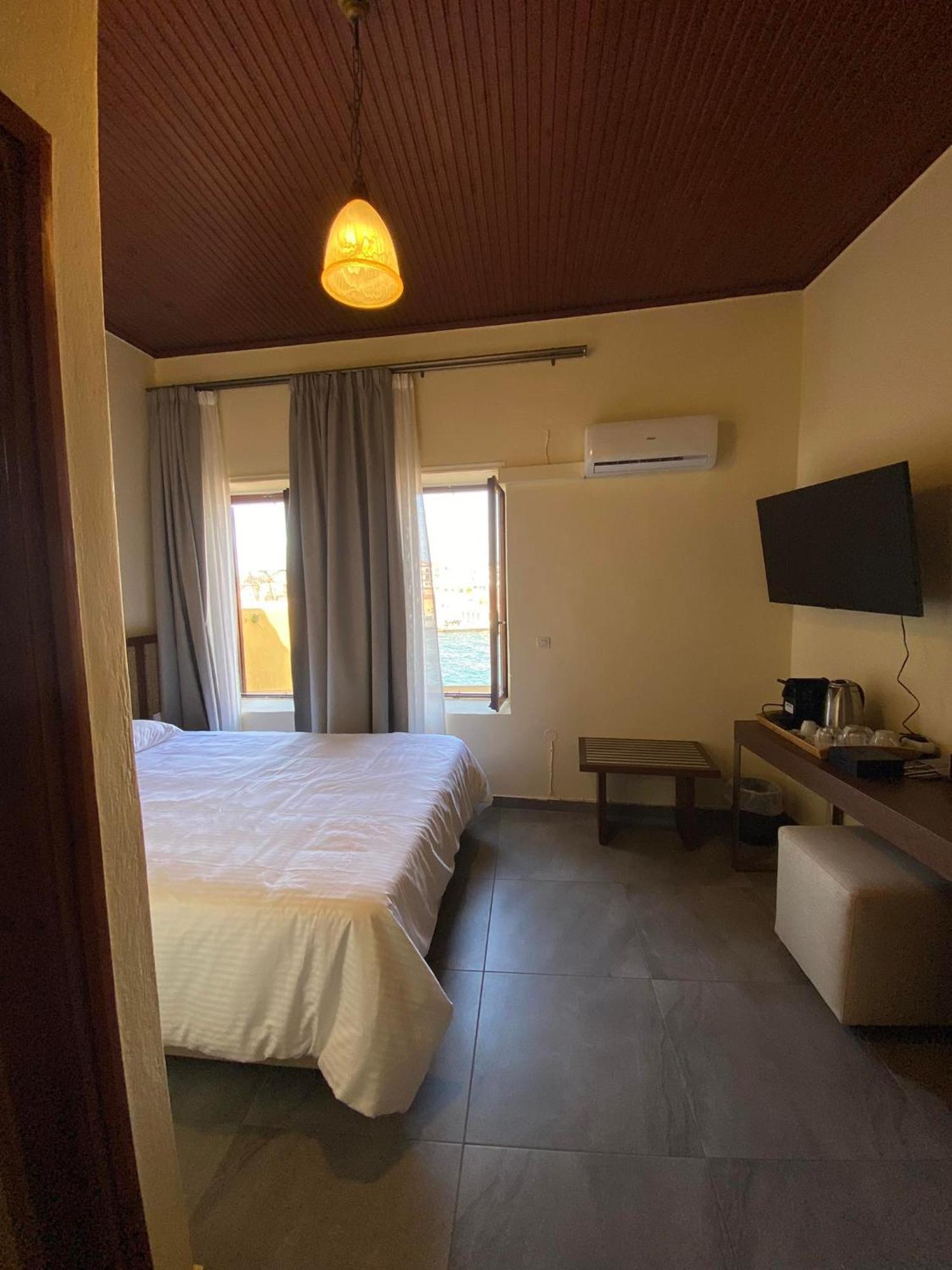 Helena 3* Chania (Crete)