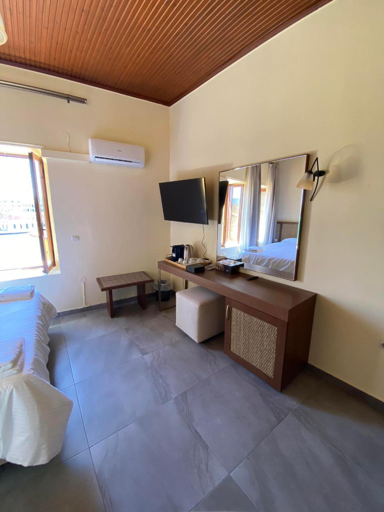 Helena 3* Chania (Crete)