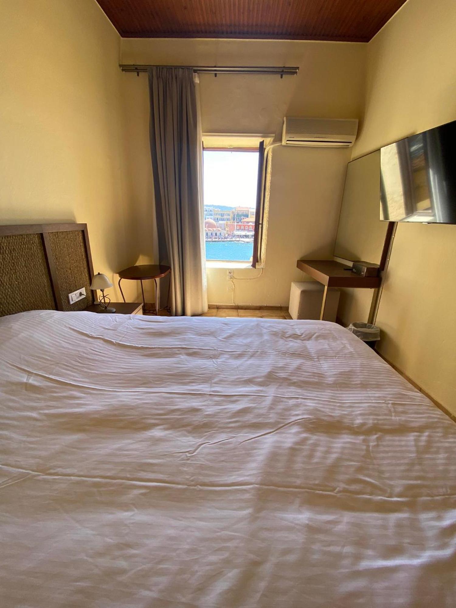 Helena Hotel 3*