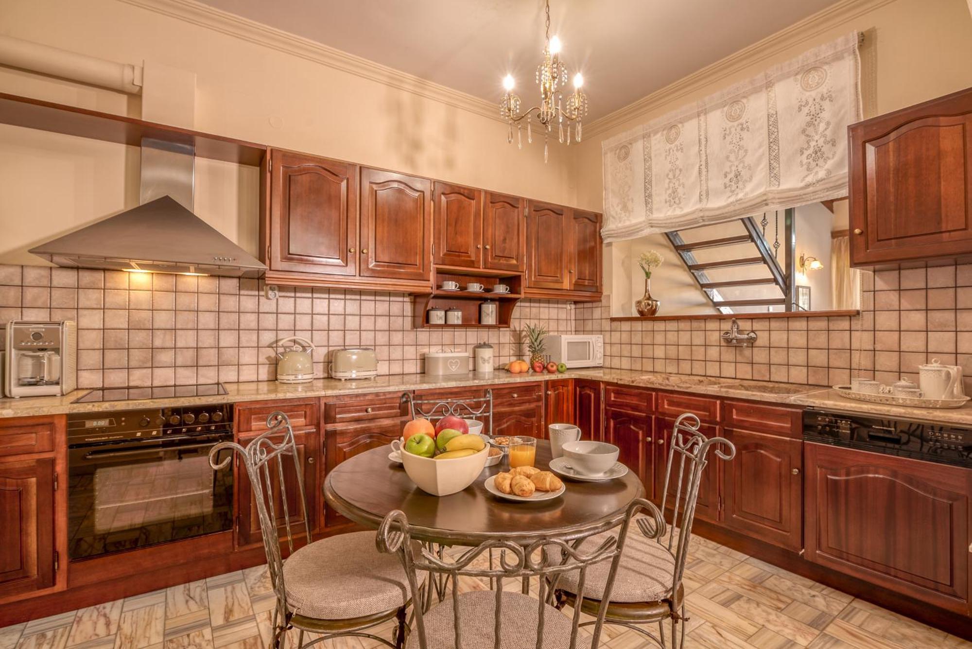 Kalliopi's Maisonette Apartment *