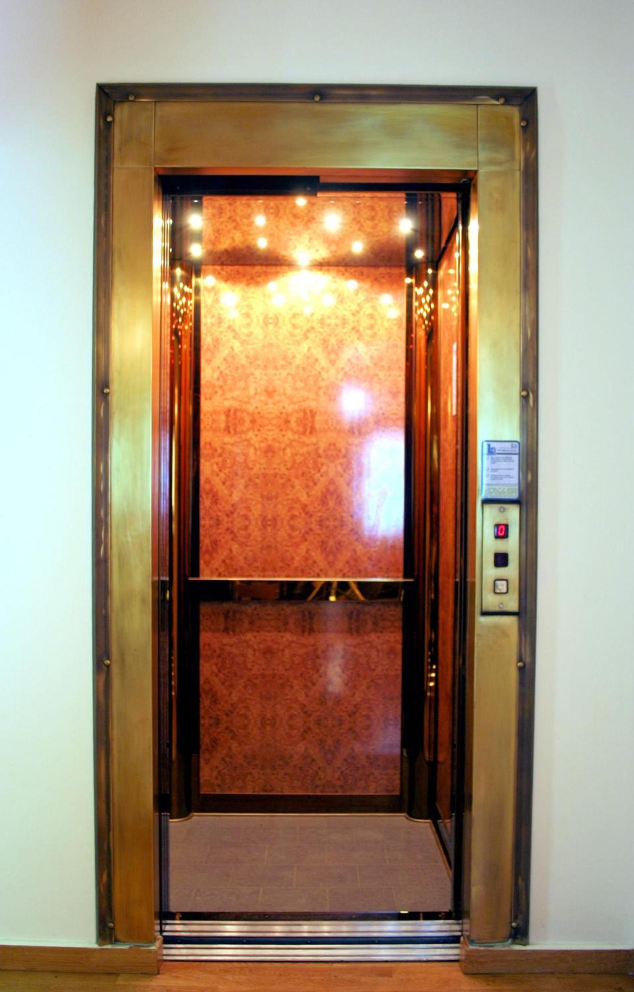 Hotel Ionas Boutique 3*
