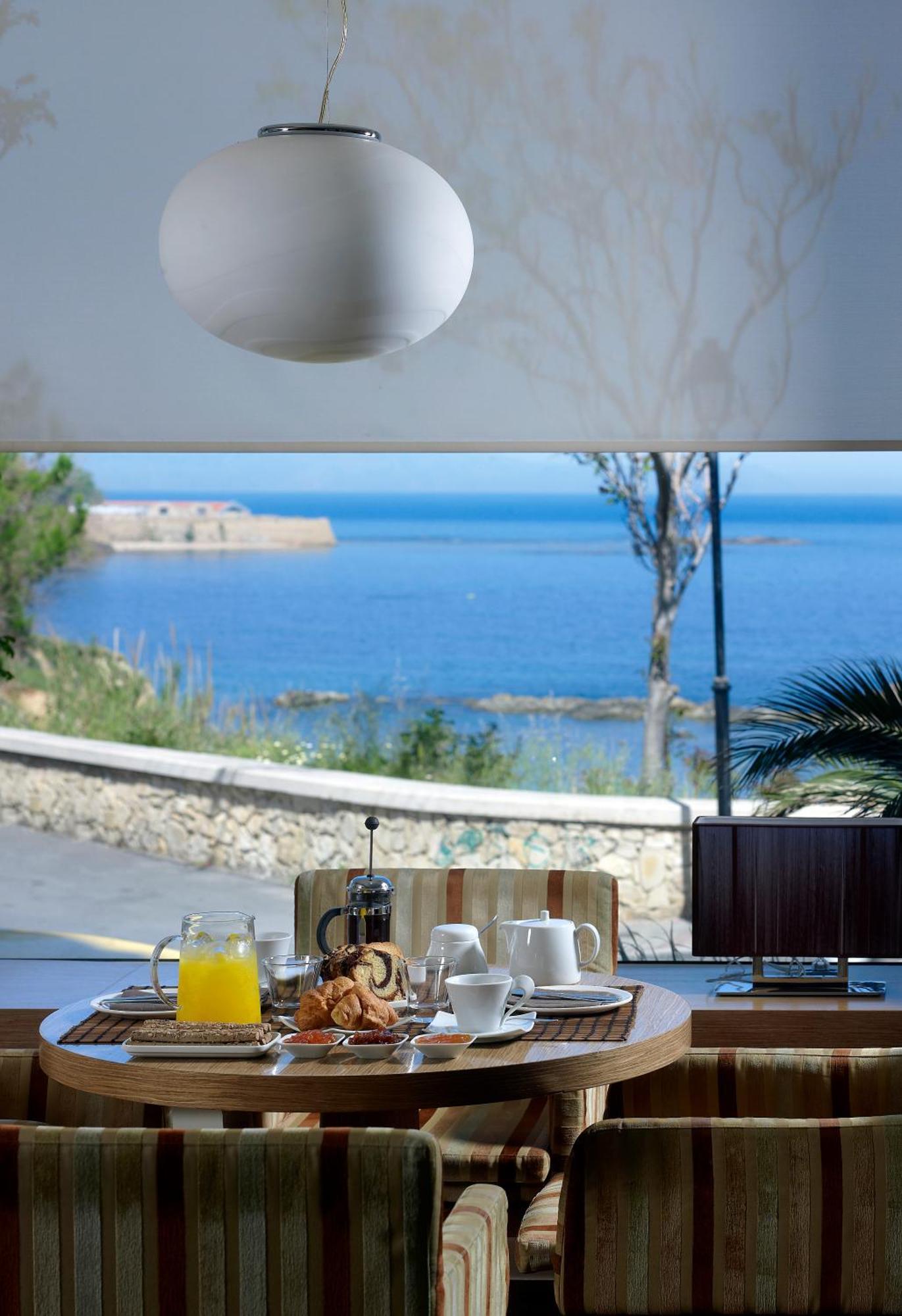 Irida Chania (Crete)