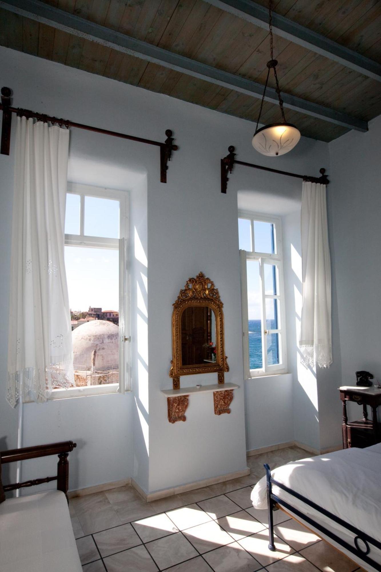 Pandora Chania (Crete)