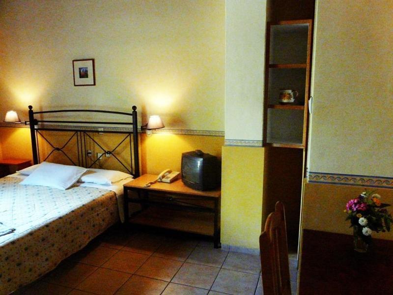 Alexandros Studios &