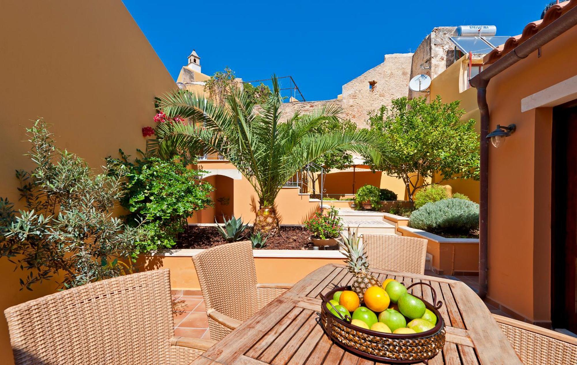 Villa Kores Boutique *