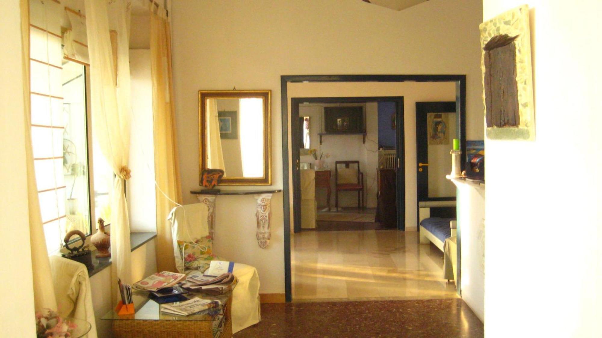 Hotel Akrotiri