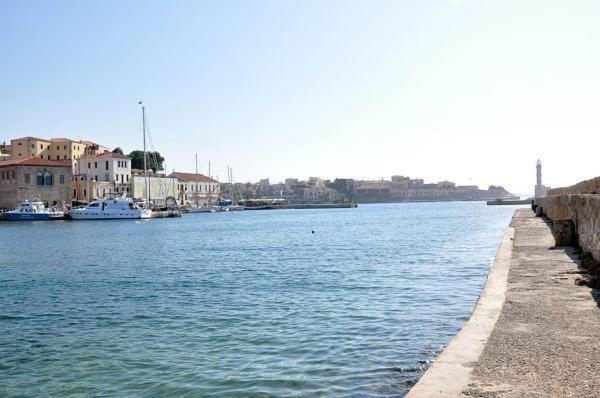 Kydonia Chrissi Akti Chania
