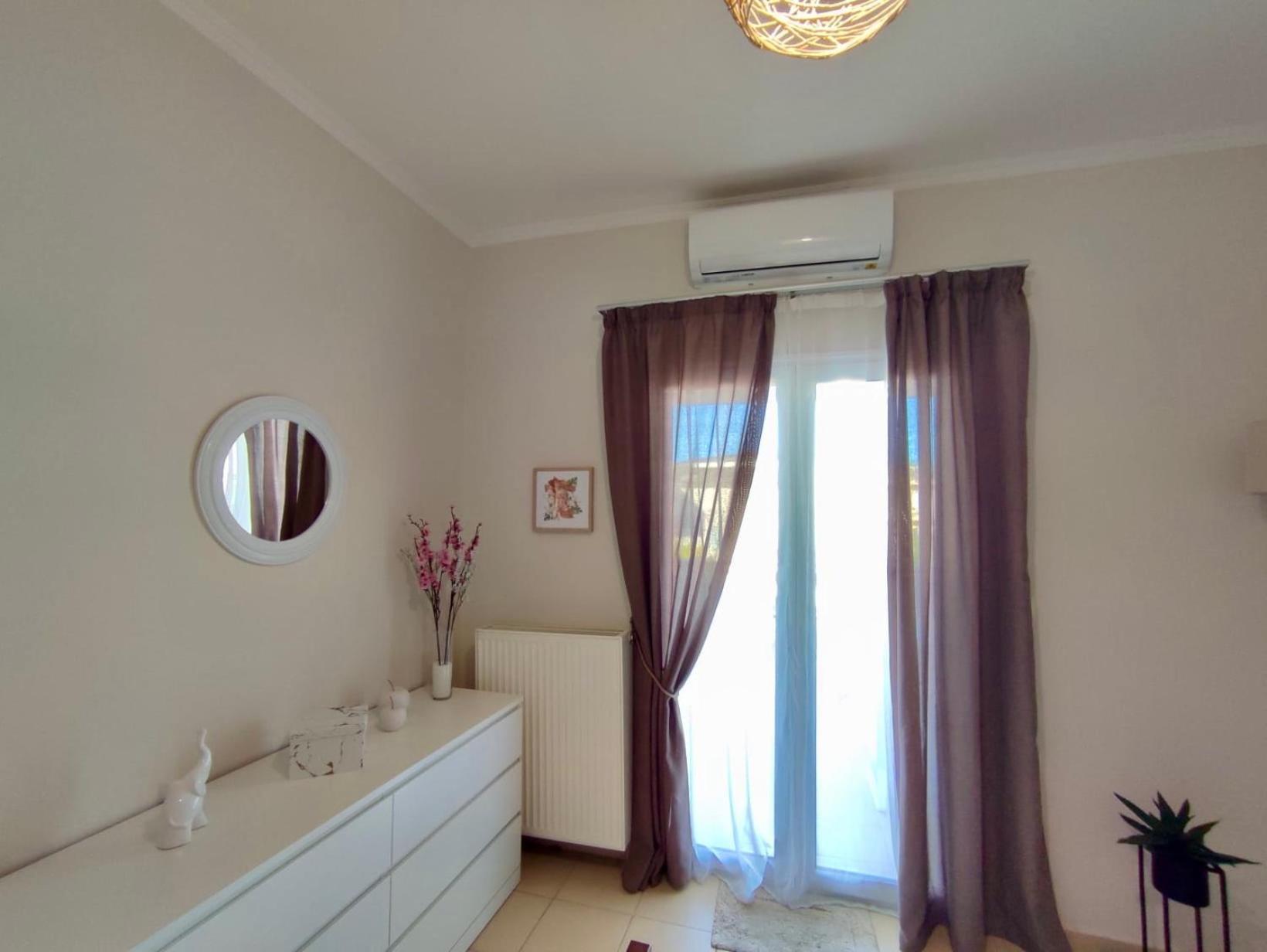 Appartement Tzitzifianaki Cozy *