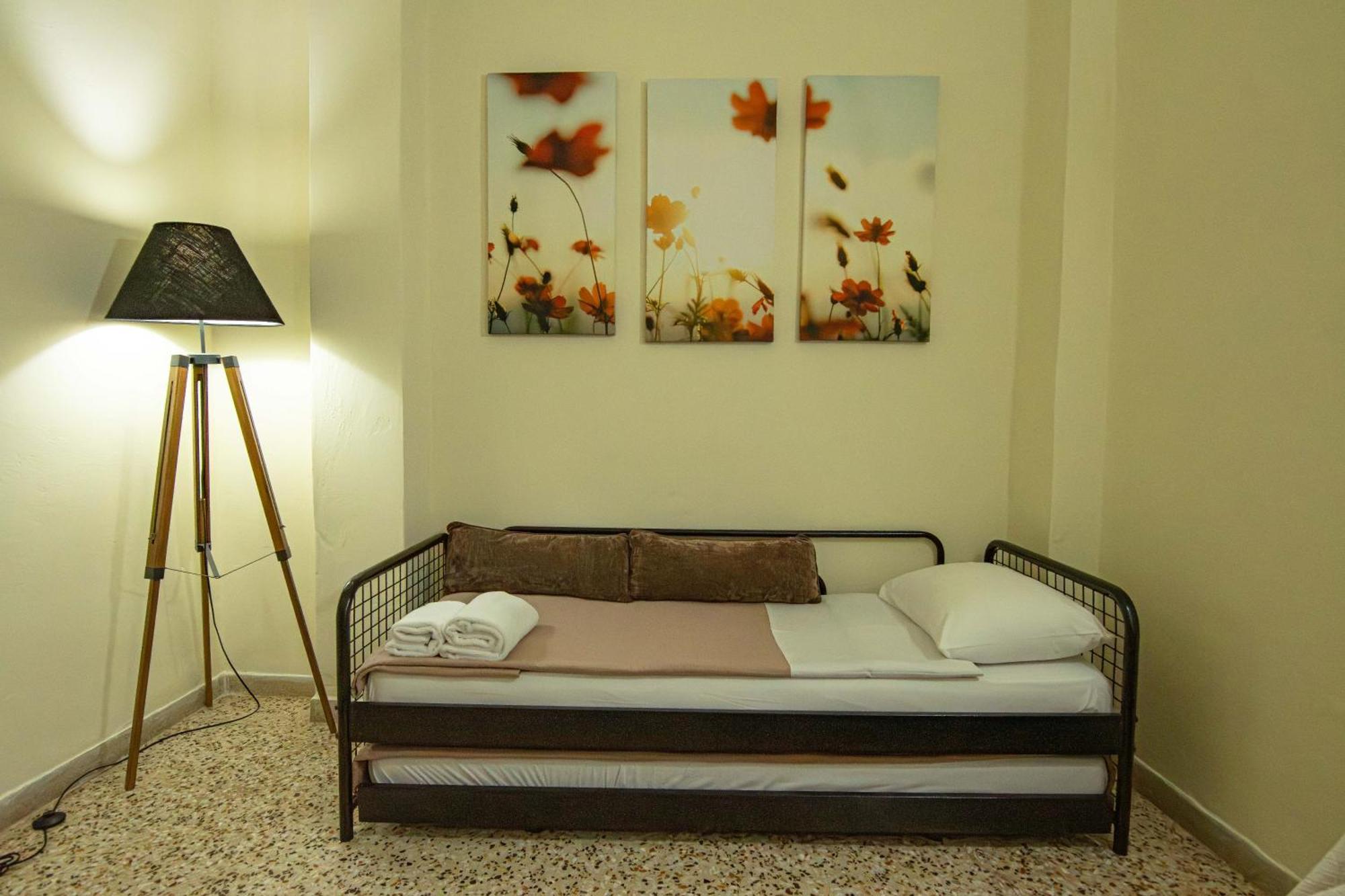 Veranda House