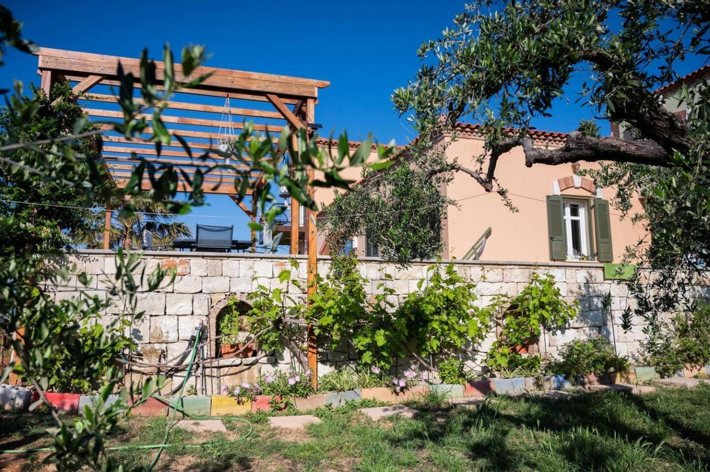 Villa Magea- Rustic Style Picturesque Cretan Chania (Crete)