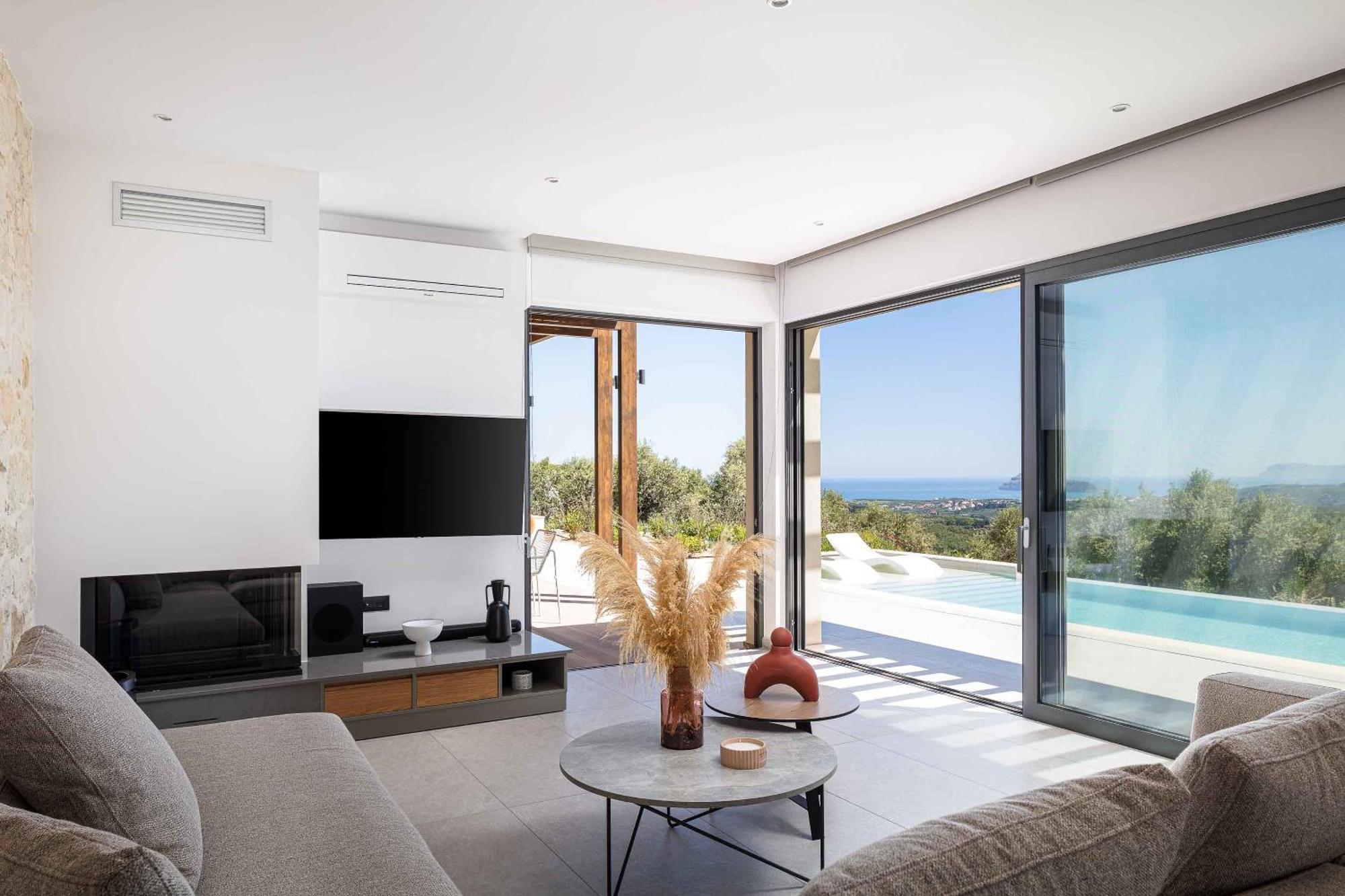 Villa Aglaea I Saltwater Pool & Amazing Seaview! *