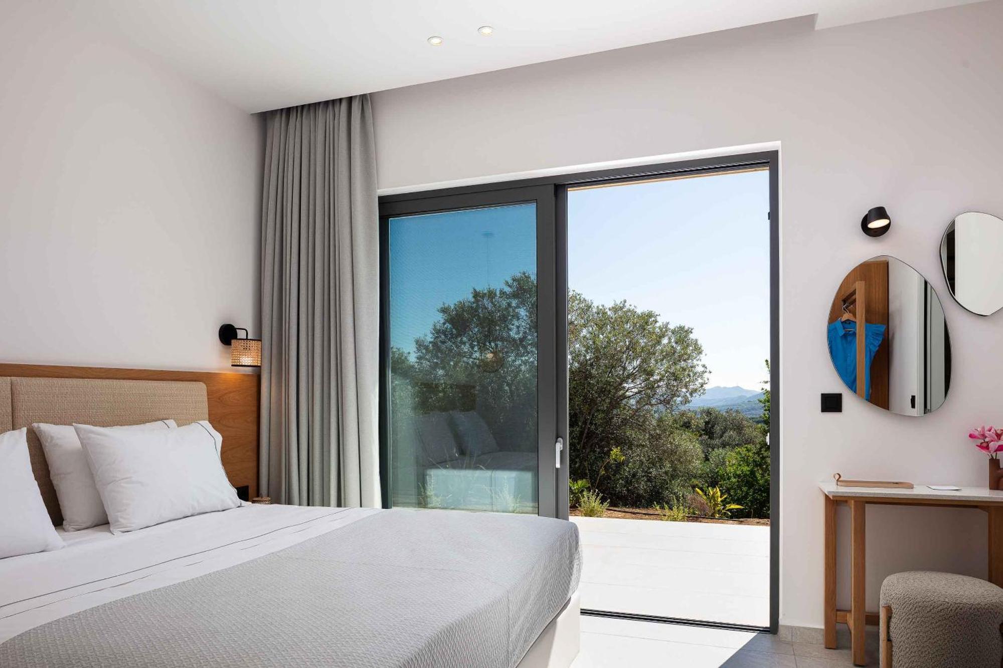 Villa Aglaea I Saltwater Pool & Amazing Seaview! *