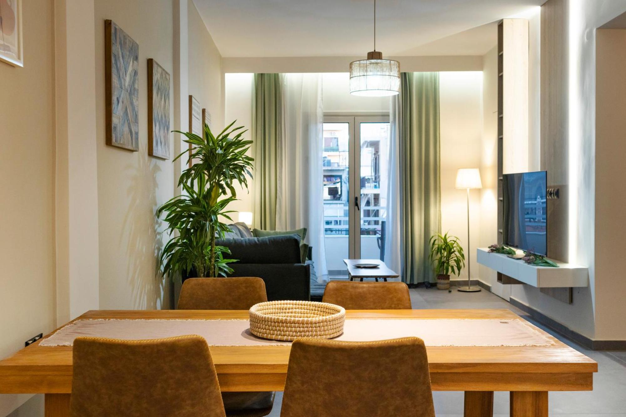 Apartment Stylish And Modern Near Nea Chora