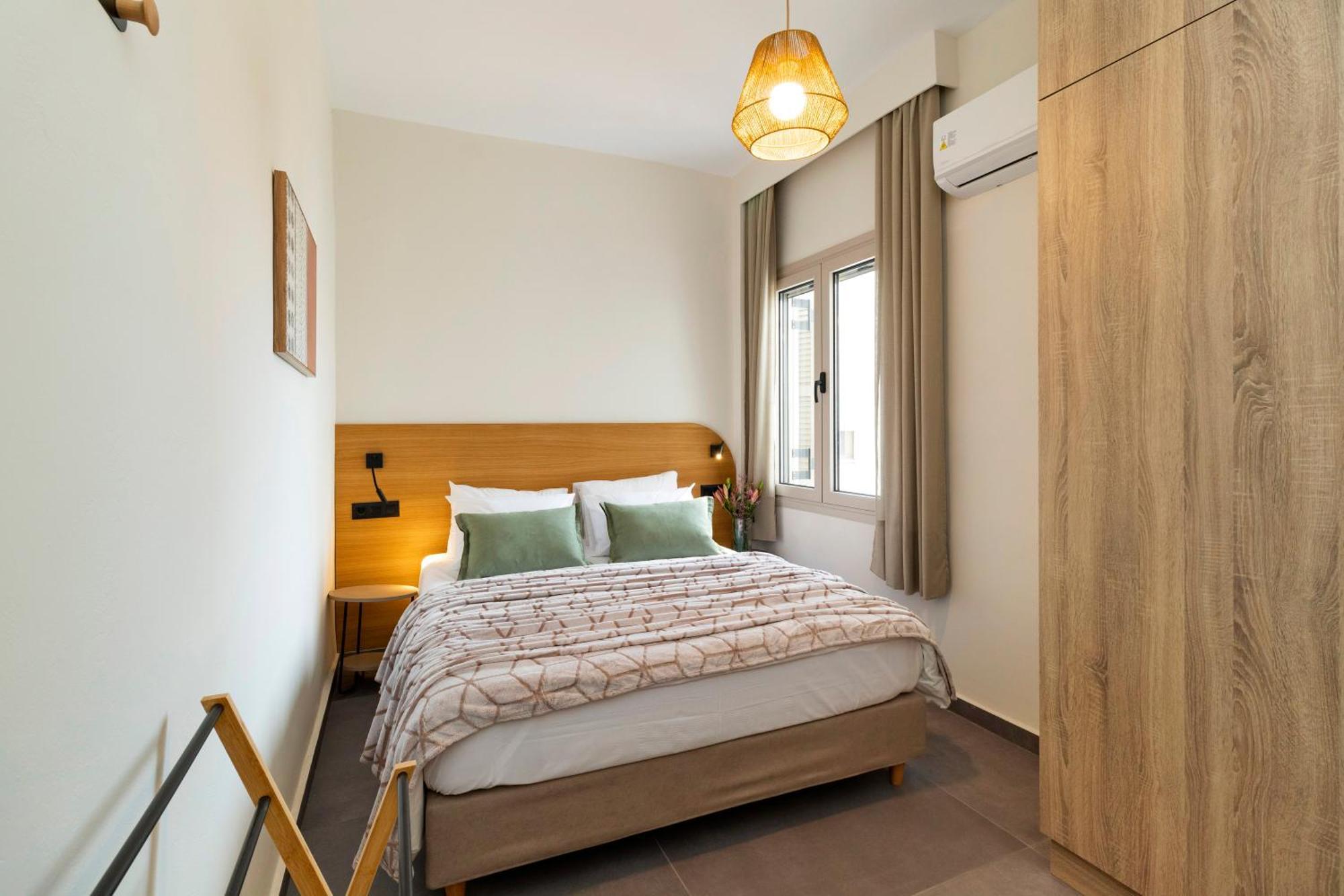 Apartment Stylish And Modern Near Nea Chora