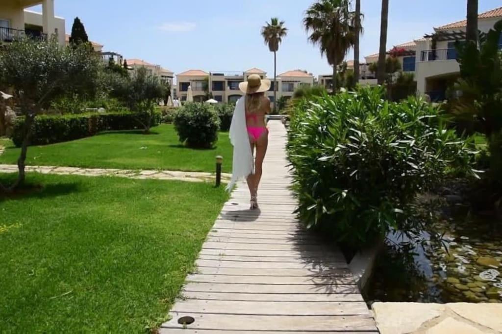 Apartment Elias 3-bedroom On The Beach With Pool Chania (Crete)