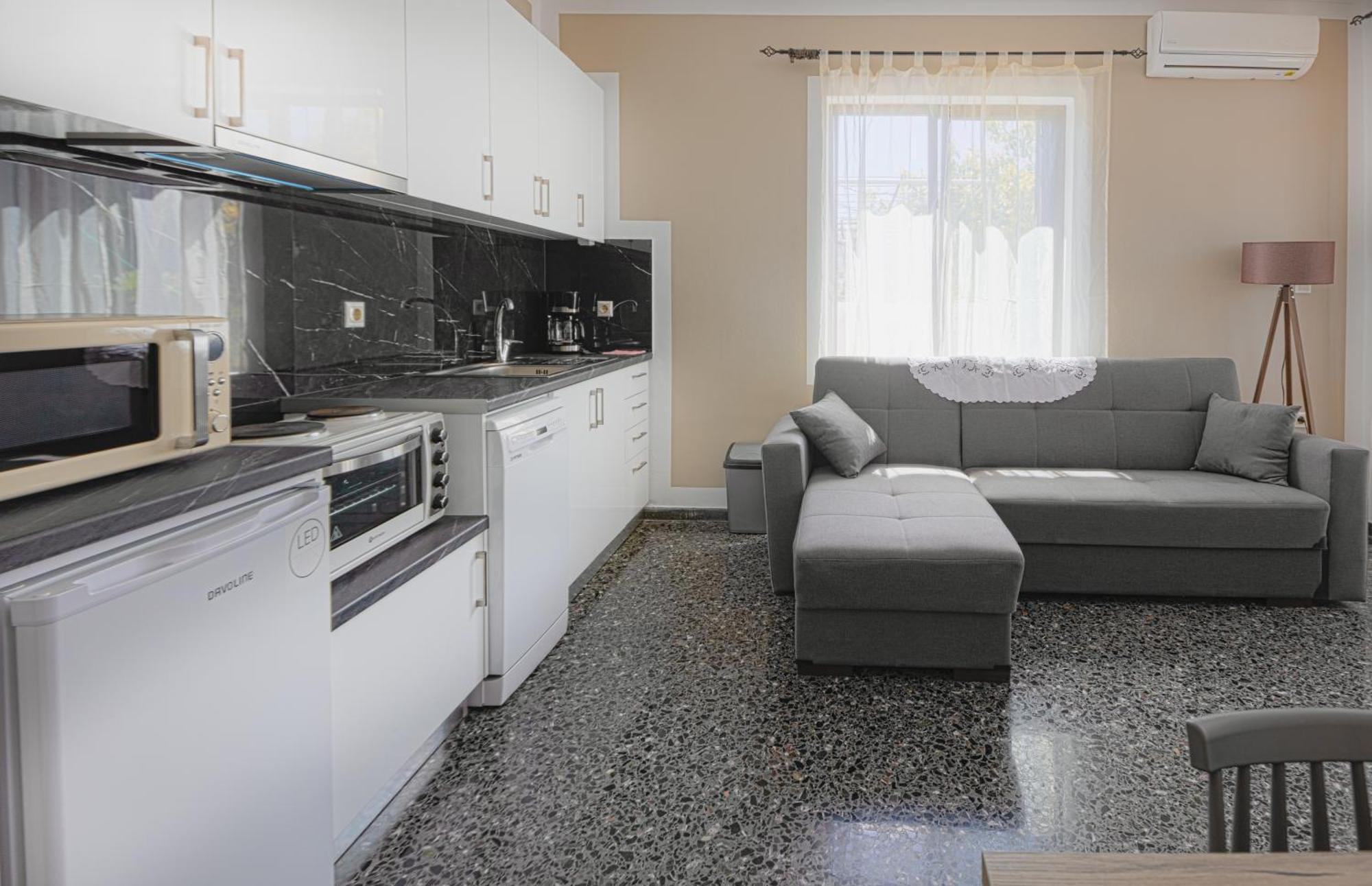 Apartment Kaliopi's *