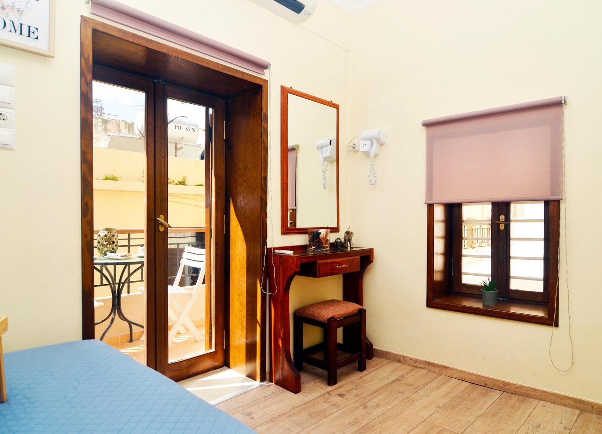 Kostas House, Old Venetian Harbor Chania Apartment Chania (Crete)