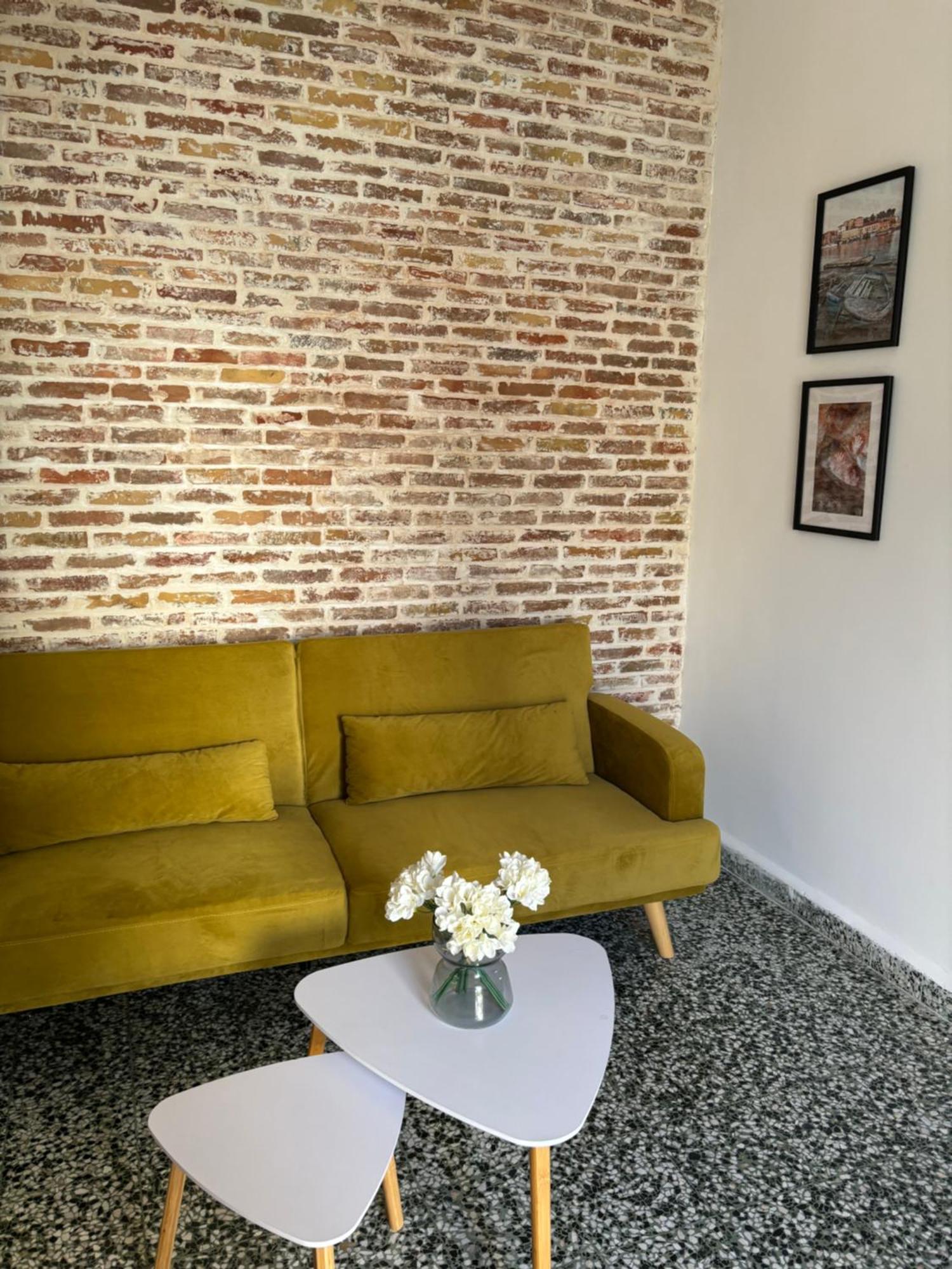 Urban House Next Old Town-vacation House Group Holiday home *