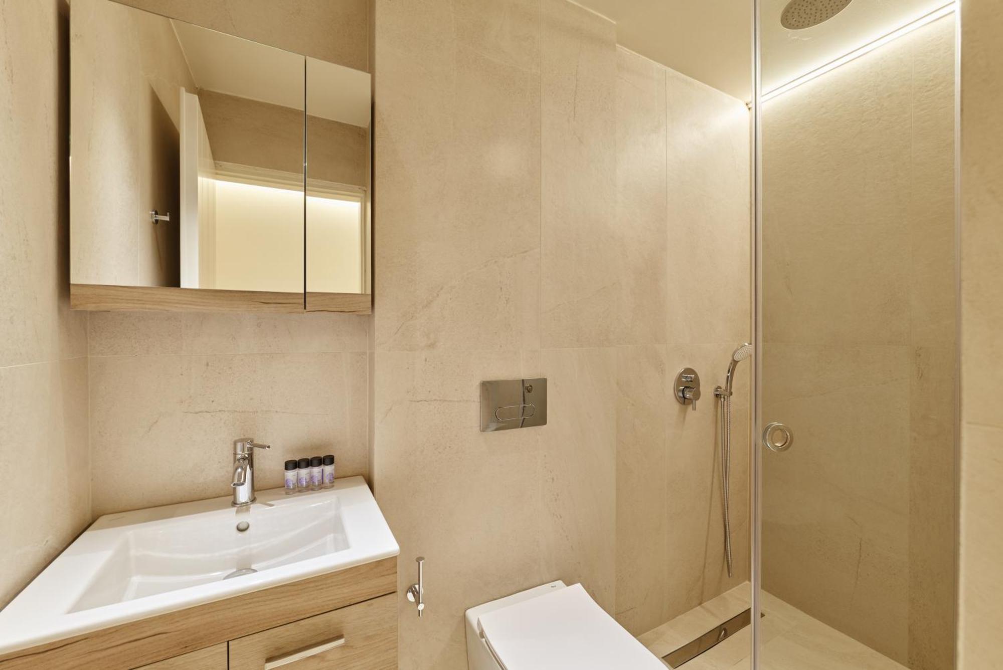 Callista Living Ii