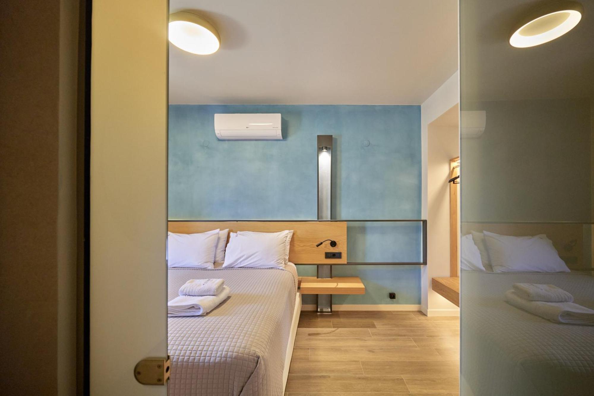 Callista Living Ii Apartment