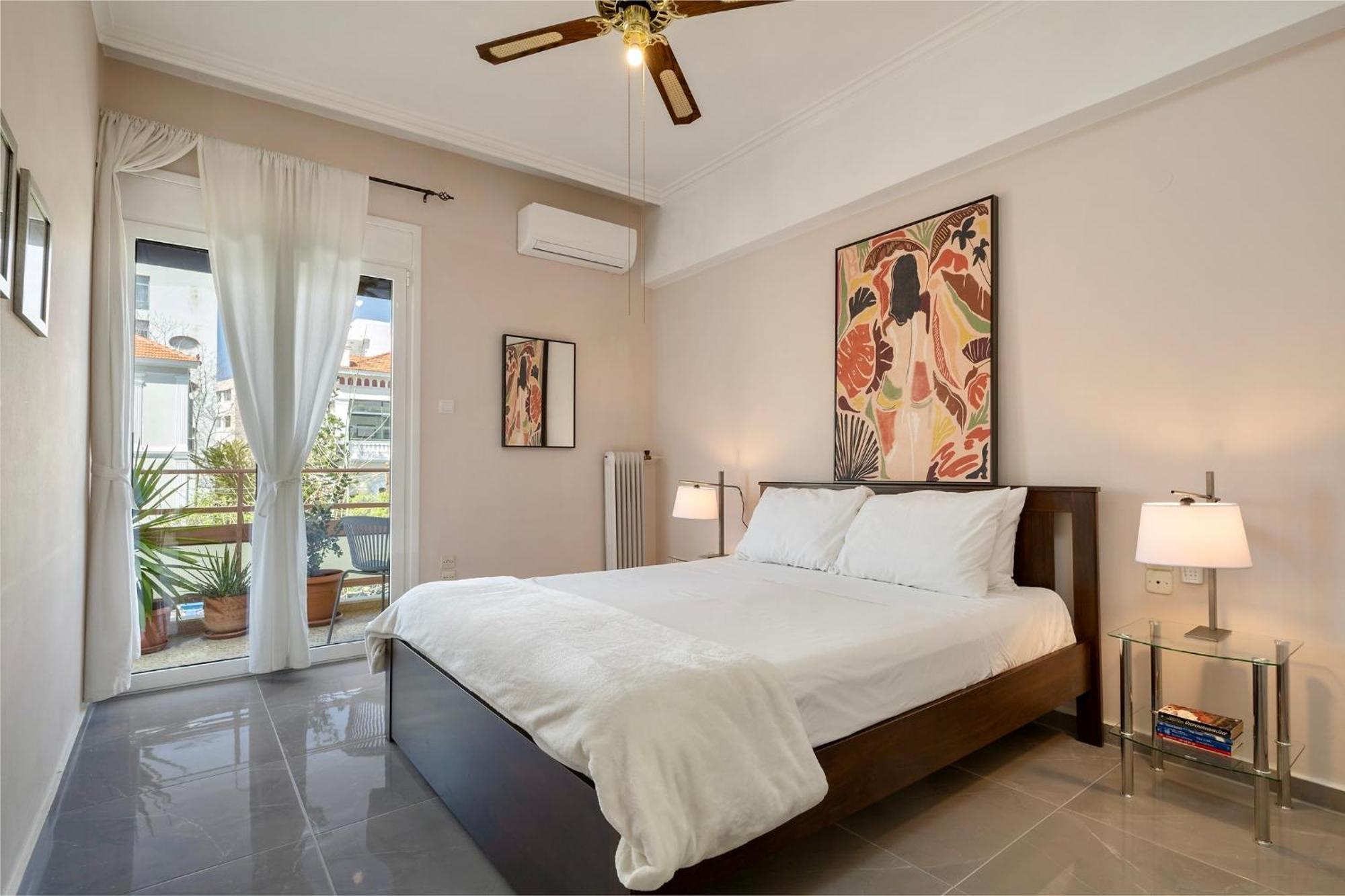 Chania Center Walk To Sea Apartment