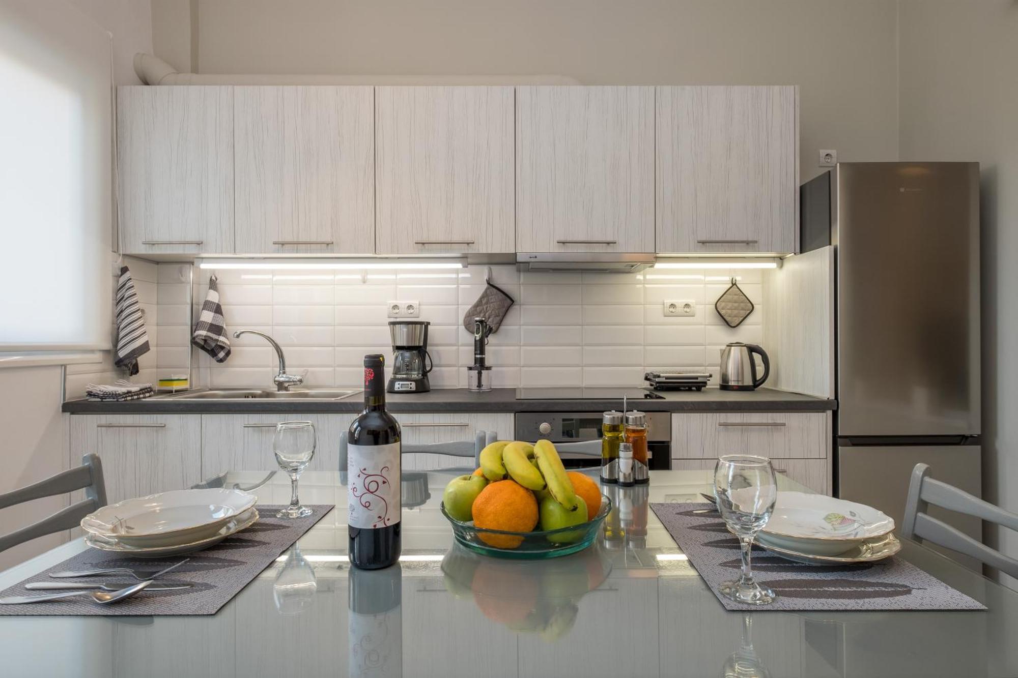 Tailor Made, 3-bedroom In Chania Apartment Chania (Crete)