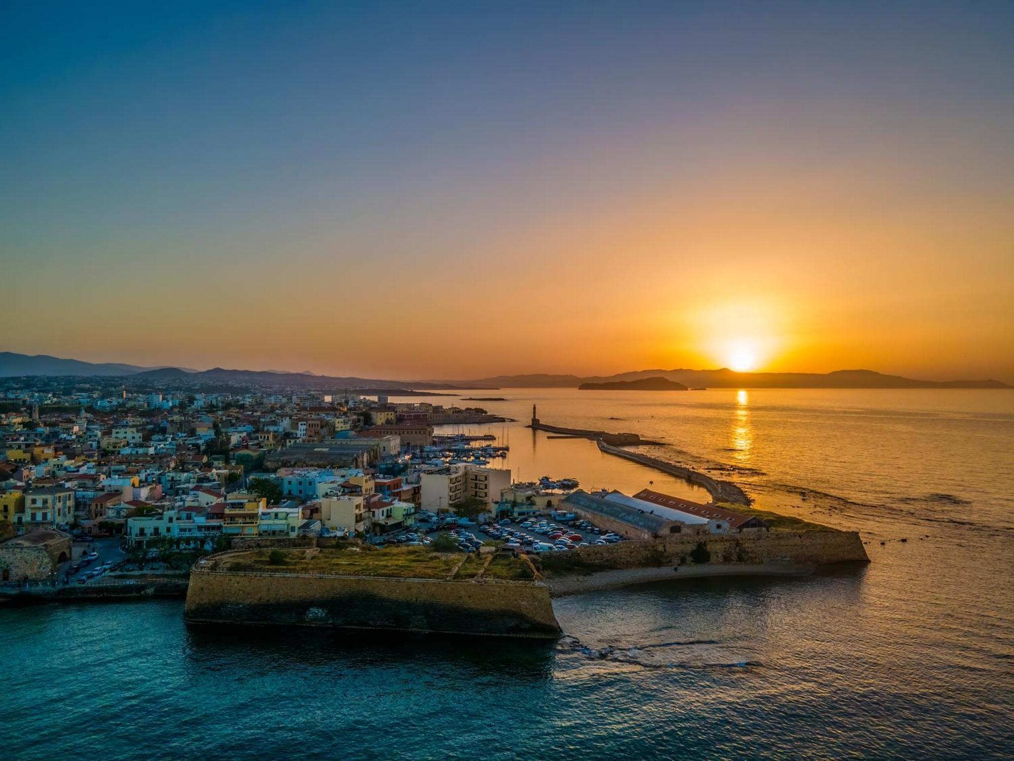Apartment Tailor Made, 3-bedroom In Chania