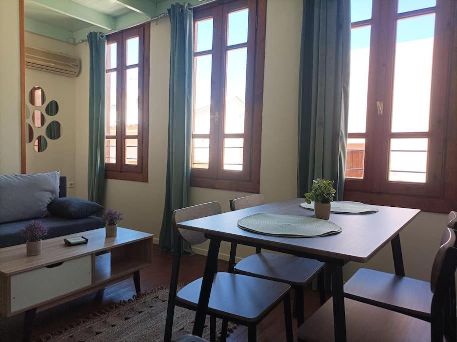 Spla 5 , στην πόλη * Chania (Crete)