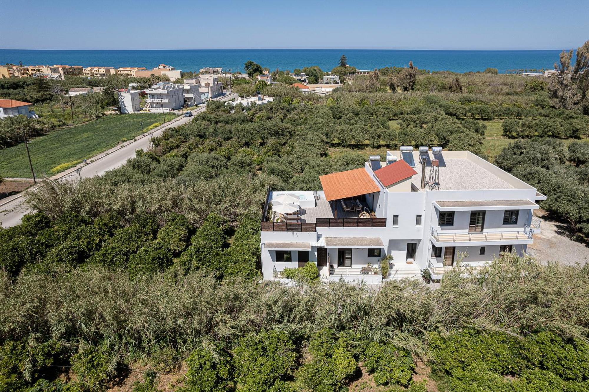 Apartment Sol Luxury - Close To The With A Private Mini Pool