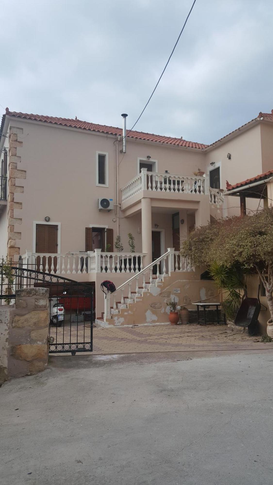 Estrella Apartment *
