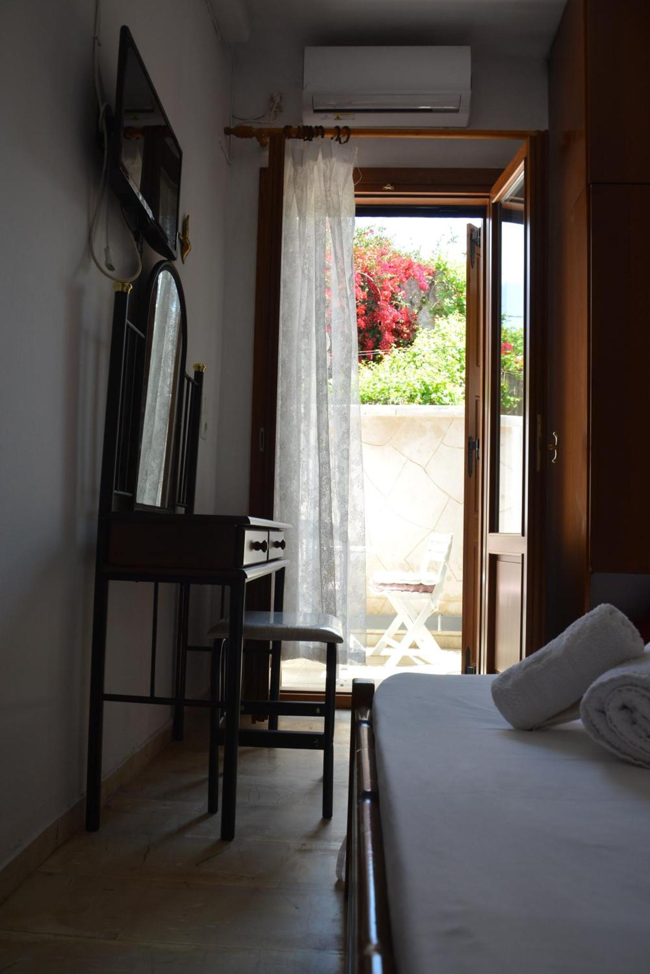 Aparthotel Poseidon Chania Center