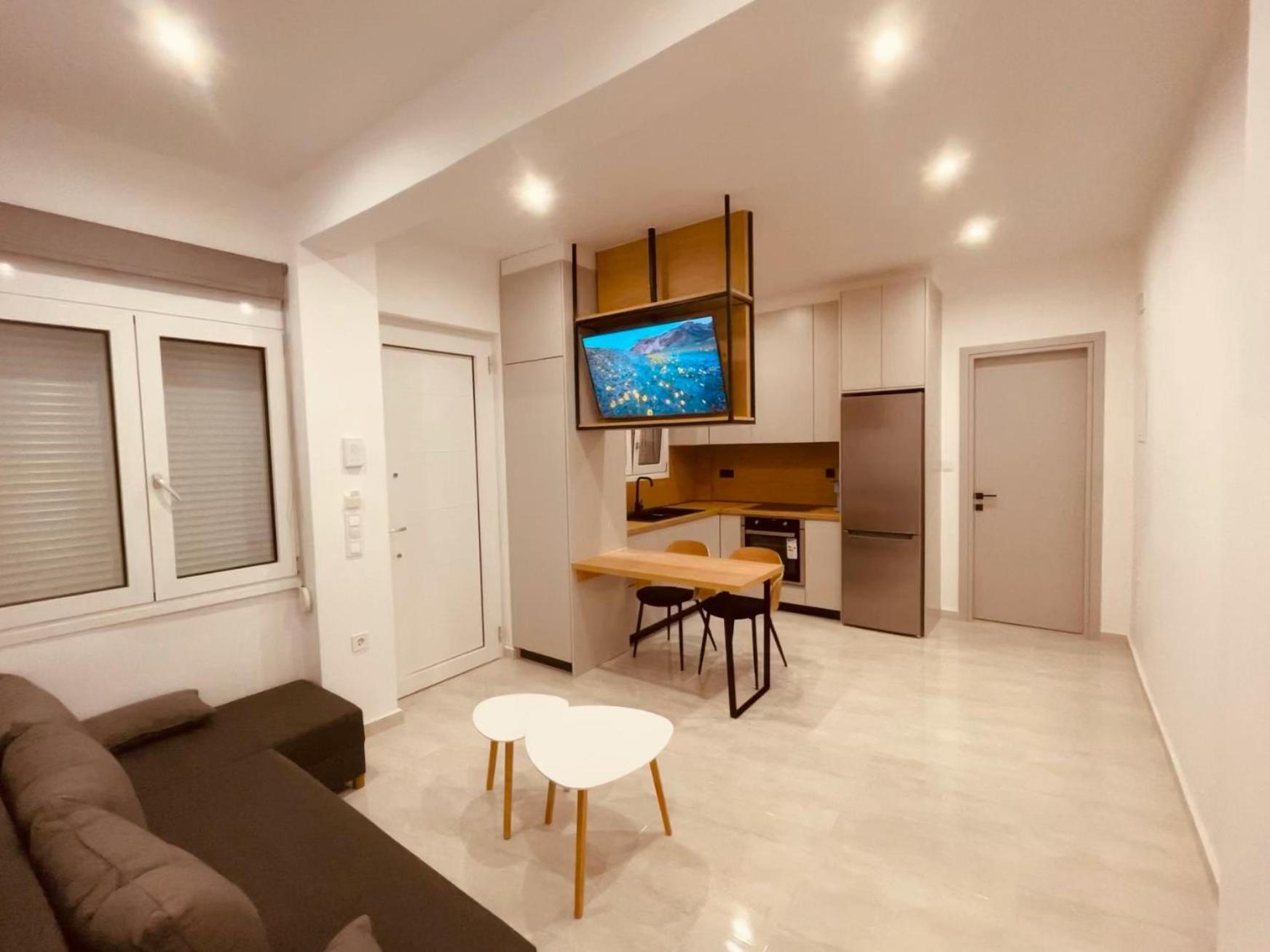 Your Place !! - 102 Apartment